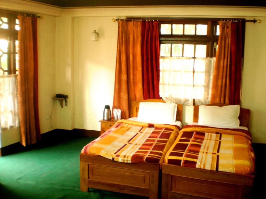 Hill Crown Retreat Hotel Darjeeling  Room photo
